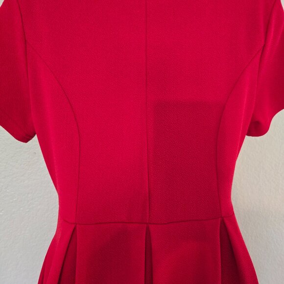 Dress - Picture 4 of 4